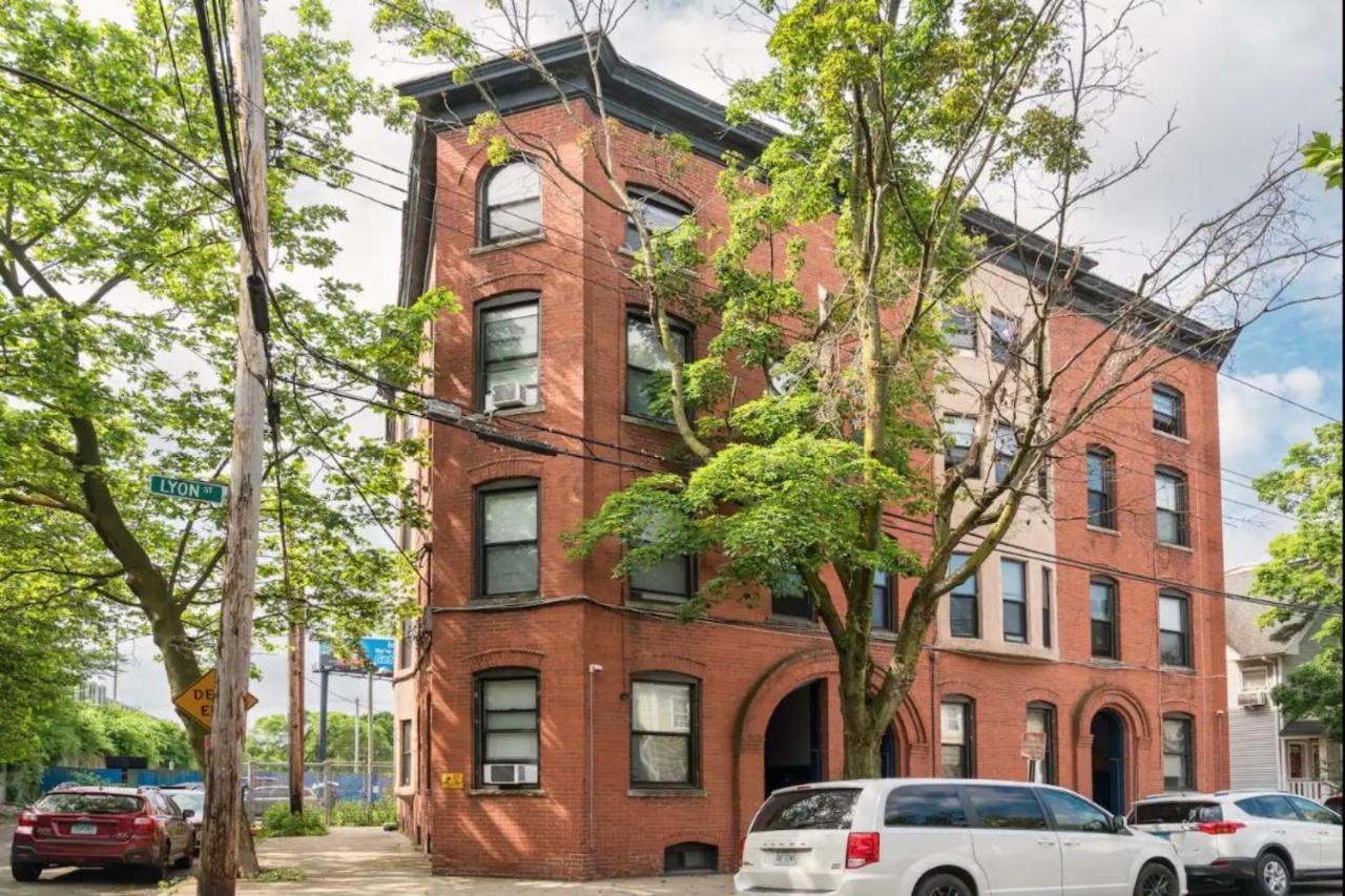 Lovely 2Br Apartment By Wooster Square- Great Neighborhood New Haven Extérieur photo